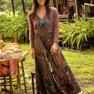 Natural Life NWT XL wide leg pants with elastic waist. multicolored